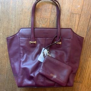 COACH BORDEAUX HANDBAG